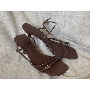 Billini Toshie Chocolate Brown Strappy Kitten Heel Square Toe Sandals Womens 9